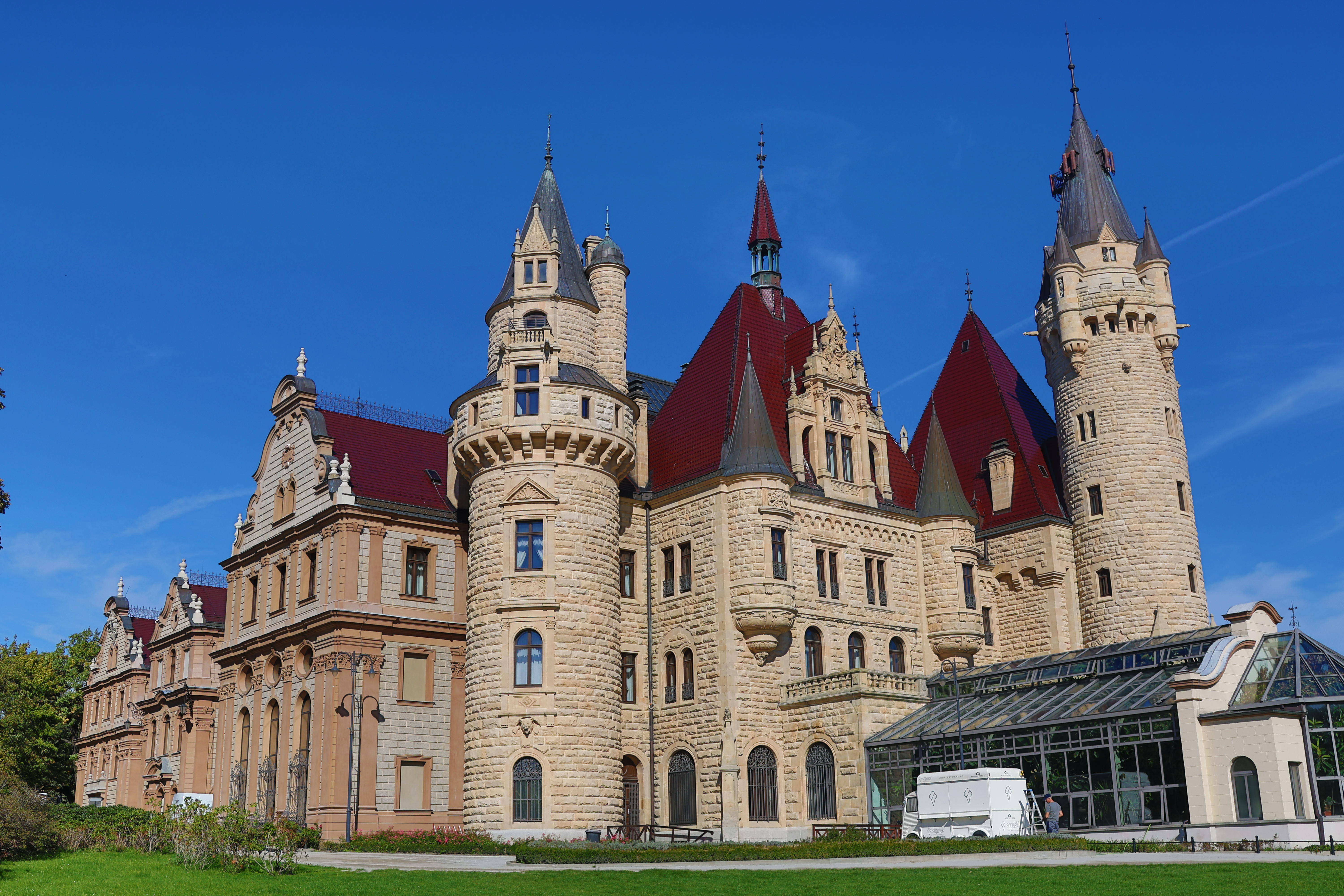 palac_w_mosznej_skrzydlo_wschodnie_2024